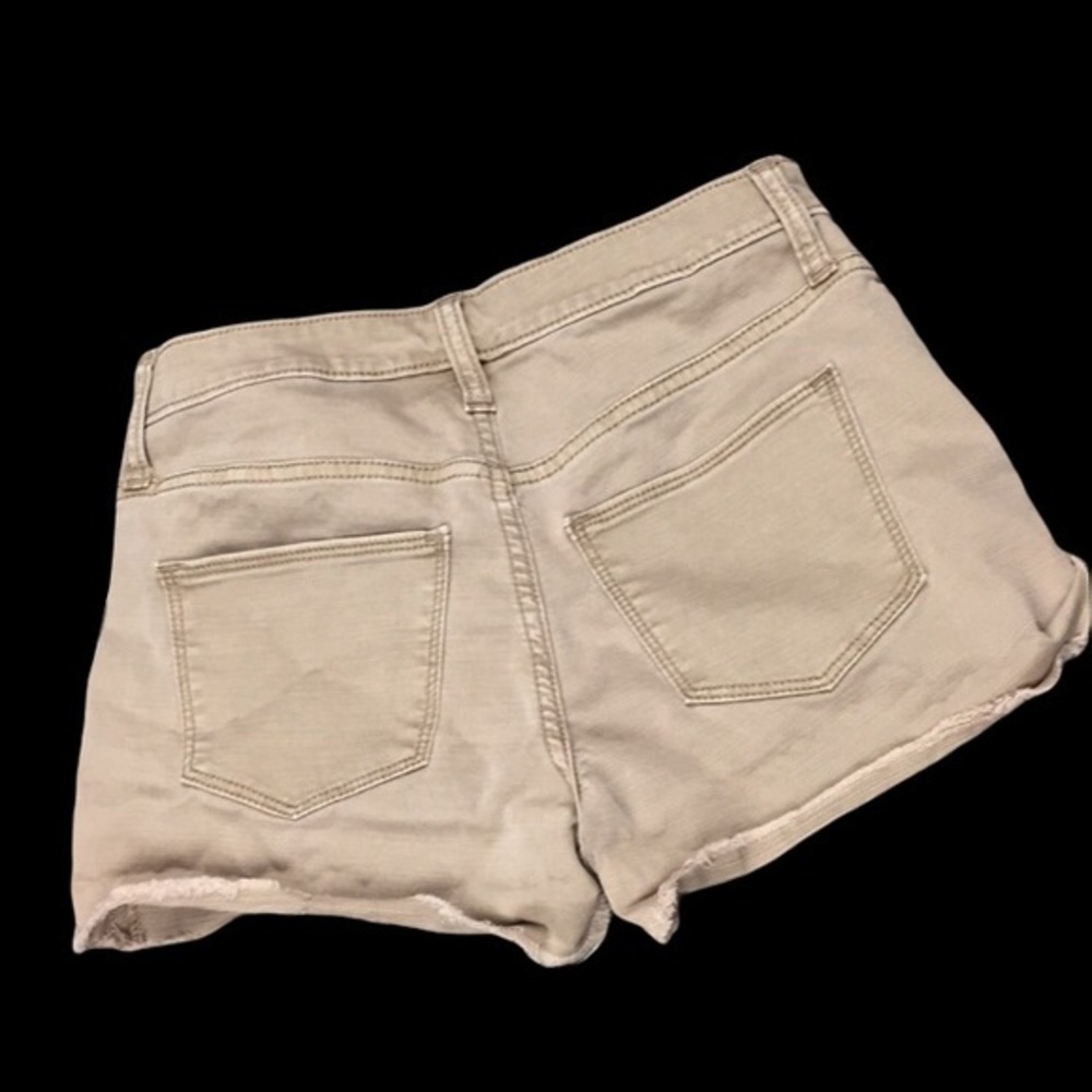 Universal Thread Shorts - Picture 2 of 6